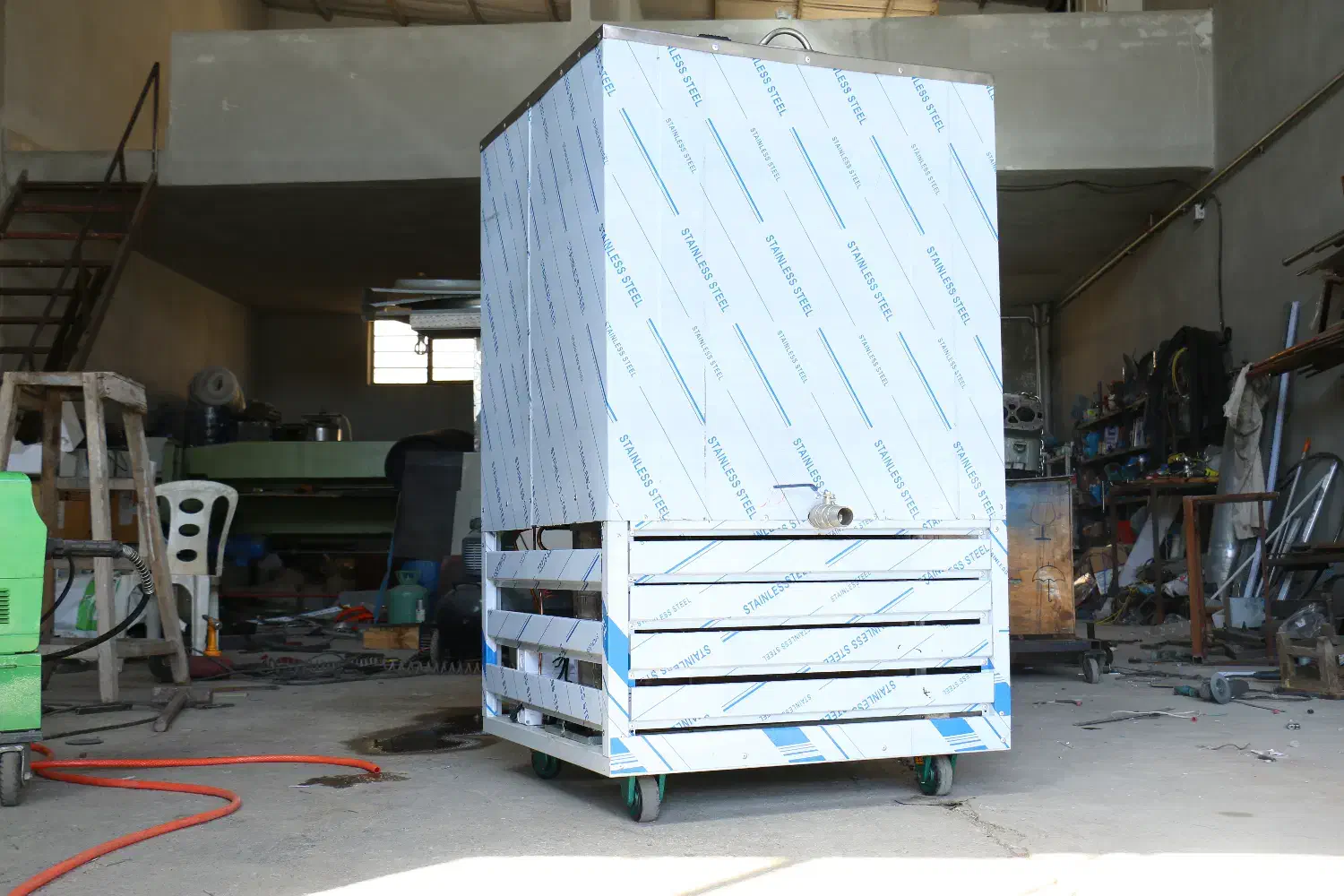 نگهداری شیر سرد کن شیرسردکن سردکن 500 دامداری|ماشینآلات صنعتی|شهرکرد, |دیوار