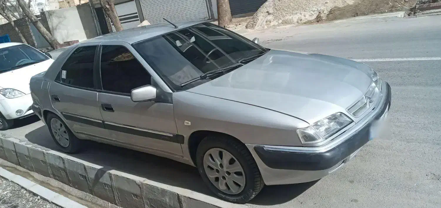 زانتیا مدل 87تمیز نقره‌ای 2000|خودرو سواری و وانت|الیگودرز, |دیوار