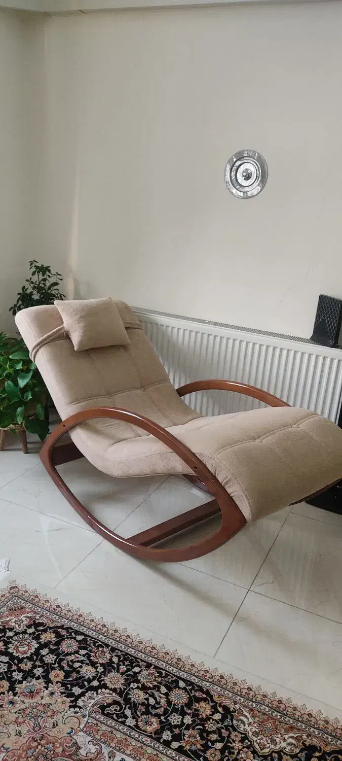 صندلی راک دسته چوبی|مبلمان خانگی و میز عسلی|تبریز, |دیوار