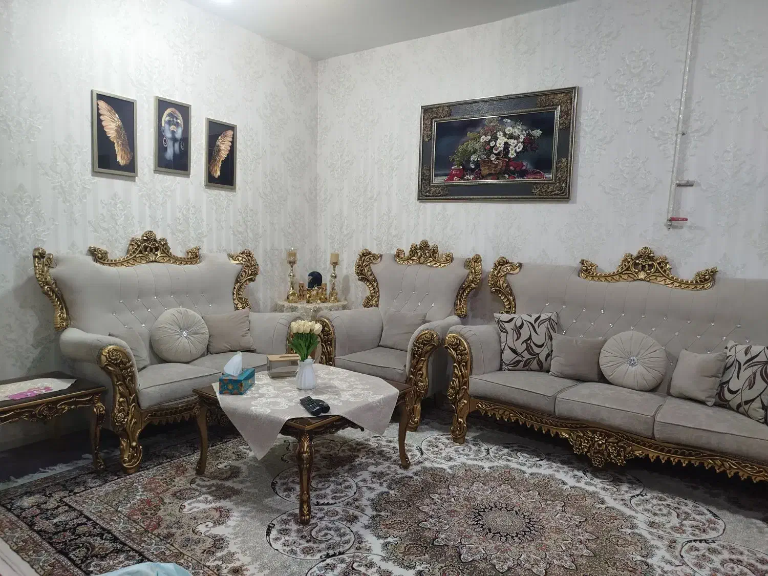 فروش مبل سلطنتی تمیز|مبلمان خانگی و میز عسلی|خرمشهر, |دیوار