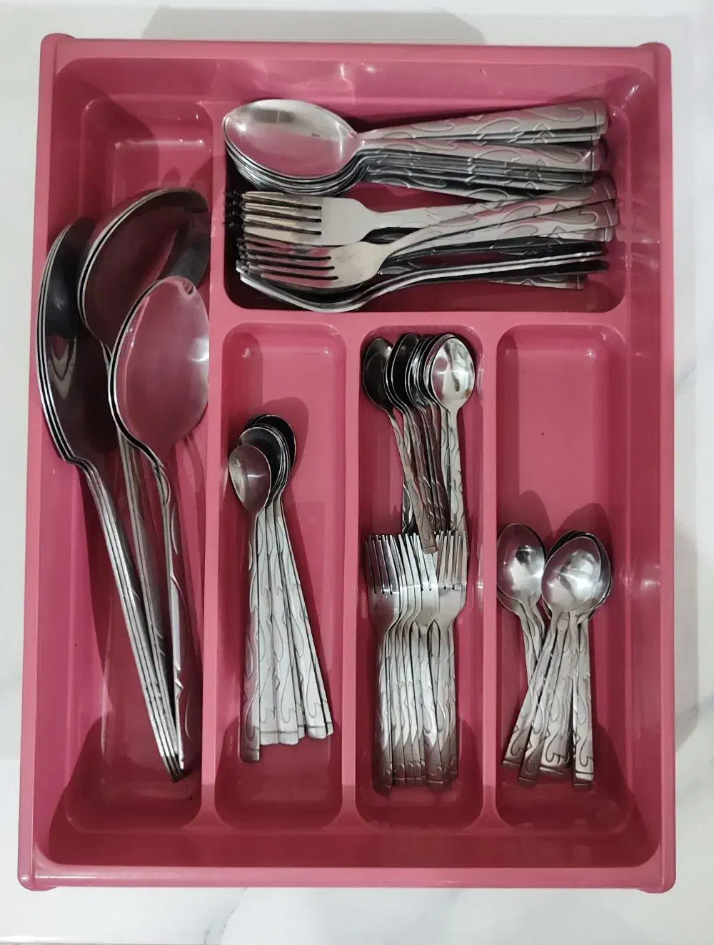 سرویس قاشق و چنگال|ظروف سرو و پذیرایی|اراک, |دیوار