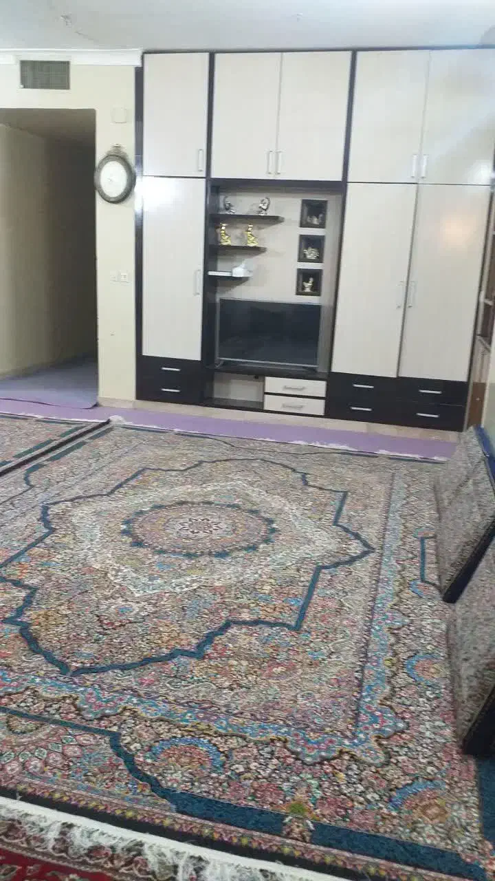 خانه ویلایی ۲۰۰ متر زیربنا داخل بازار بزرگ|فروش خانه و ویلا|کرمان, |دیوار
