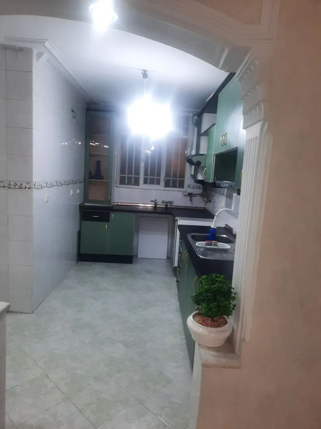 واحد تجاری بر جهاد|اجارهٔ مغازه و غرفه|شیراز, ارم|دیوار