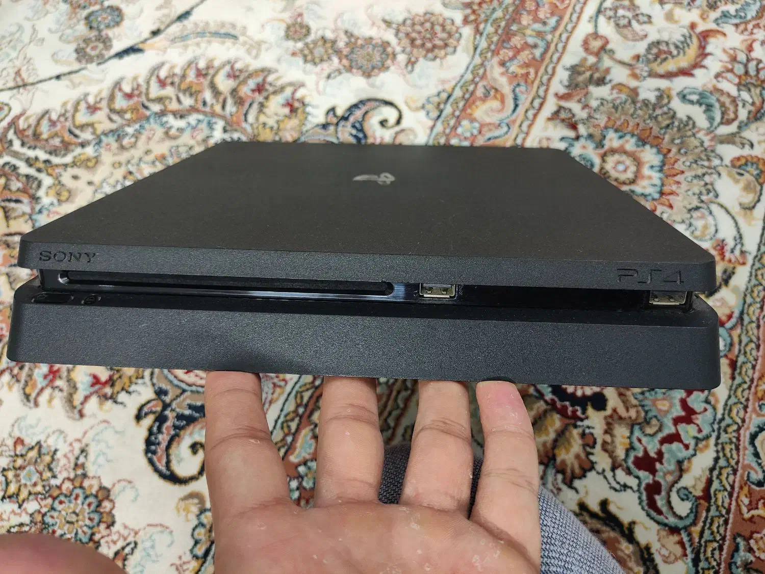 دستگاه ps4 اسلیم تک دسته 1ترا|کنسول، بازی ویدئویی و آنلاین|قرچک, باقرآباد|دیوار