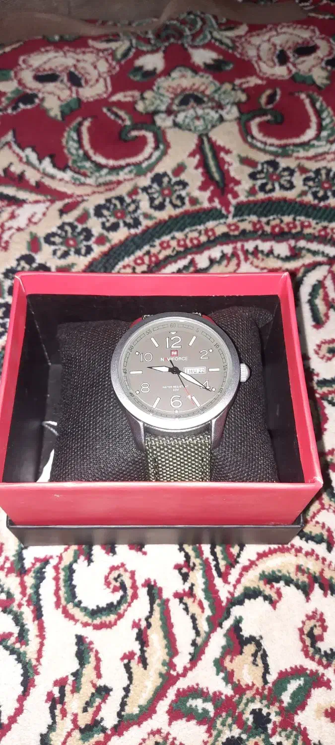 ساعت ارتشی برند نیوی فورس. اورجینال و کاملا نو|ساعت|کاشان, فاز ۱ ناجی آباد|دیوار