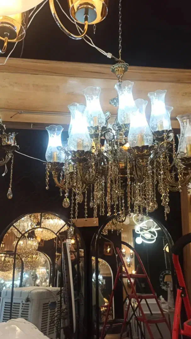 لوستر برنز 15 شاخه به همراه 4 عدد دیوارکوب|لوستر و چراغ آویز|اصفهان, خانه اصفهان|دیوار