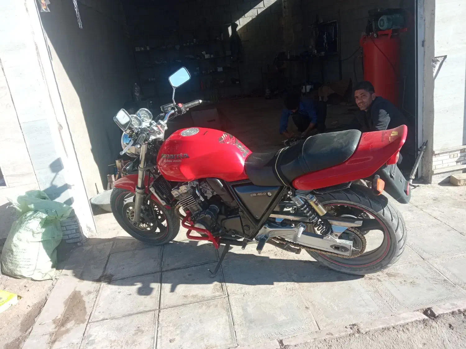 هنداسی بی۴۰۰|موتورسیکلت|سده (خراسان جنوبی), |دیوار