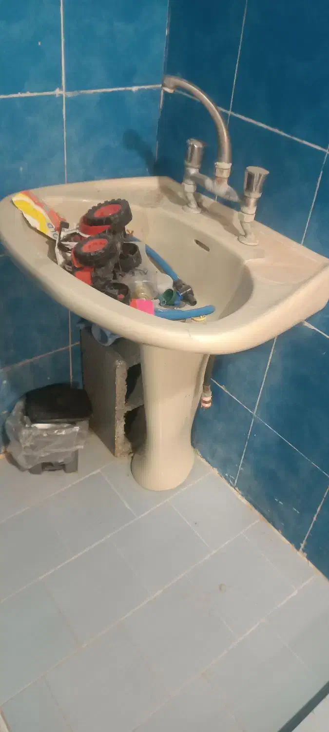 روشویی سالم باشی الات|لوازم سرویس بهداشتی|ارژن, |دیوار