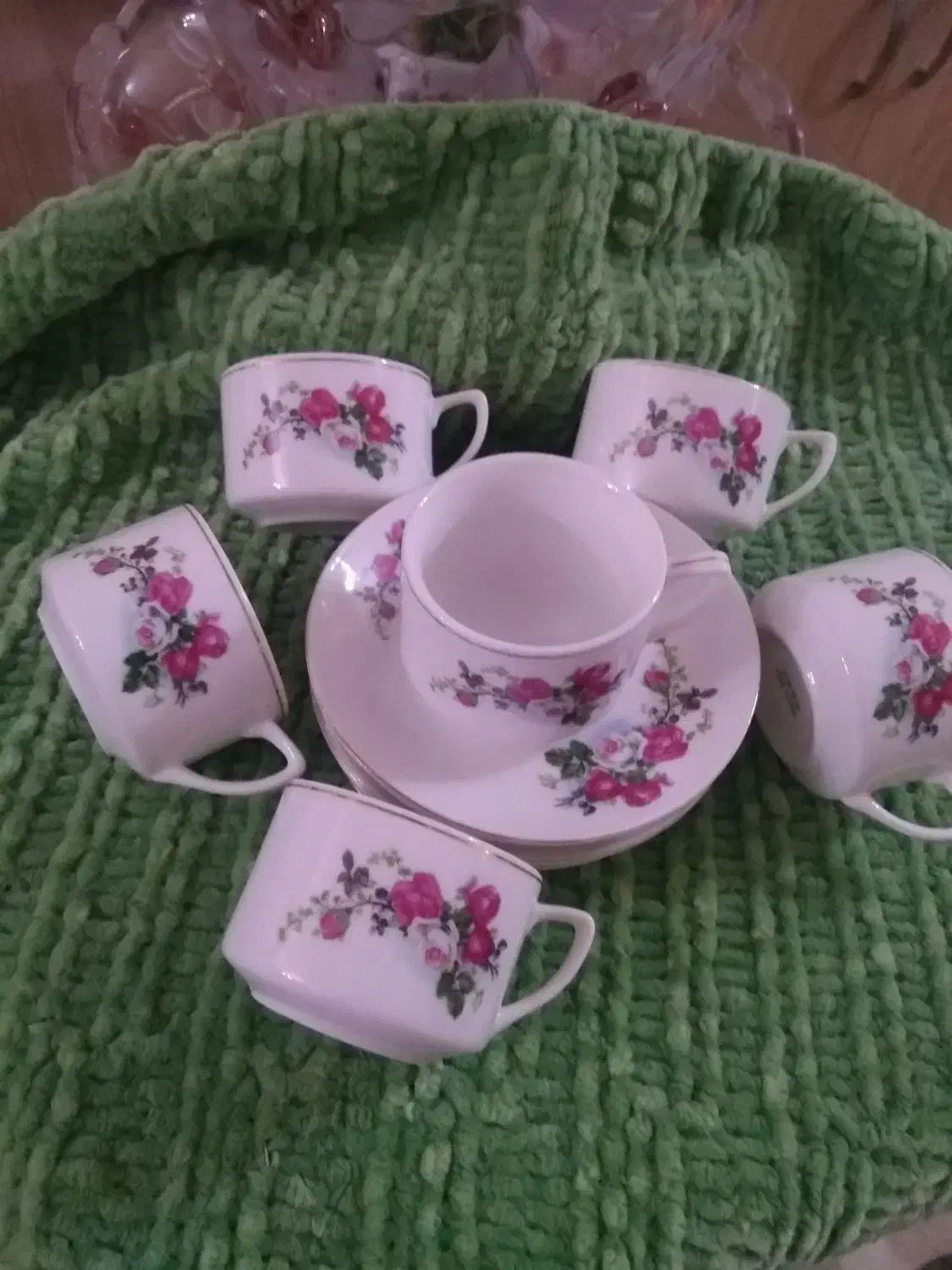 ظروف قدیمی فنجان نعلبکی قندان چینی پیاله نو|ظروف سرو و پذیرایی|تهران, امام حسین|دیوار