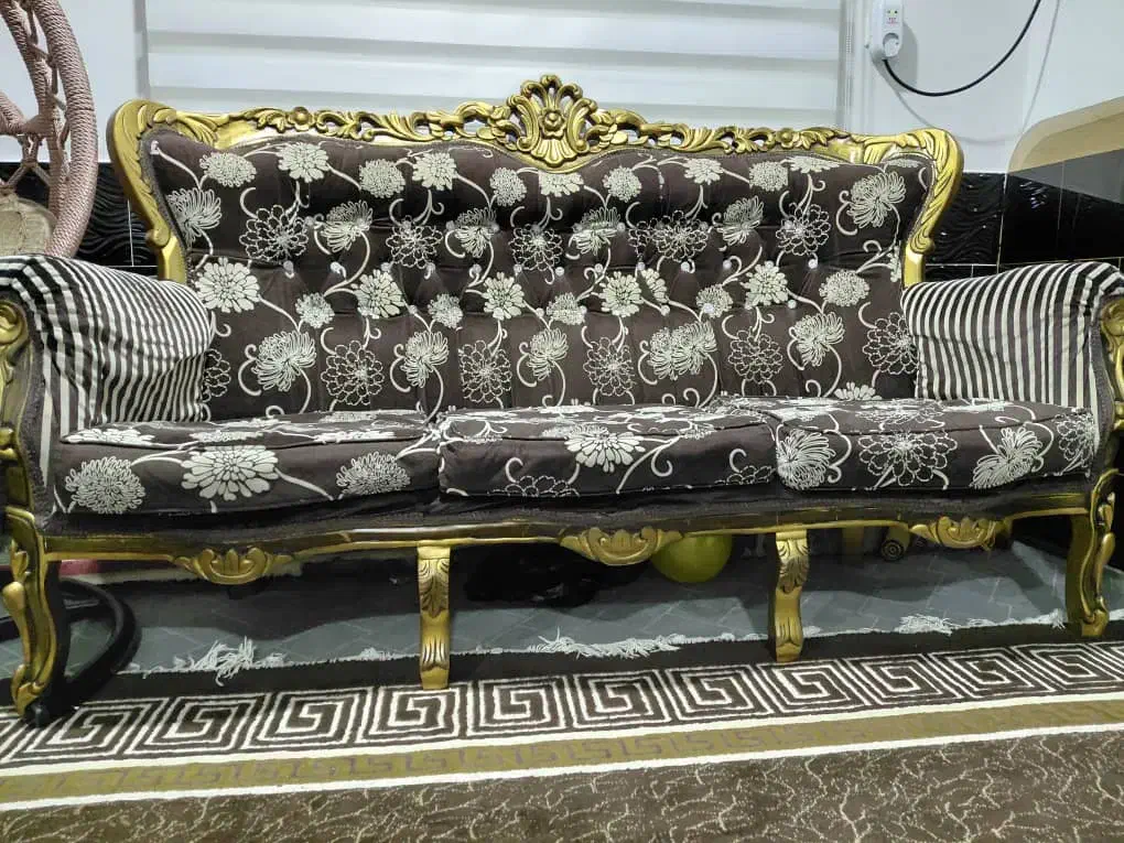 فروش مبل ۹نفر|مبلمان خانگی و میز عسلی|قشم, |دیوار