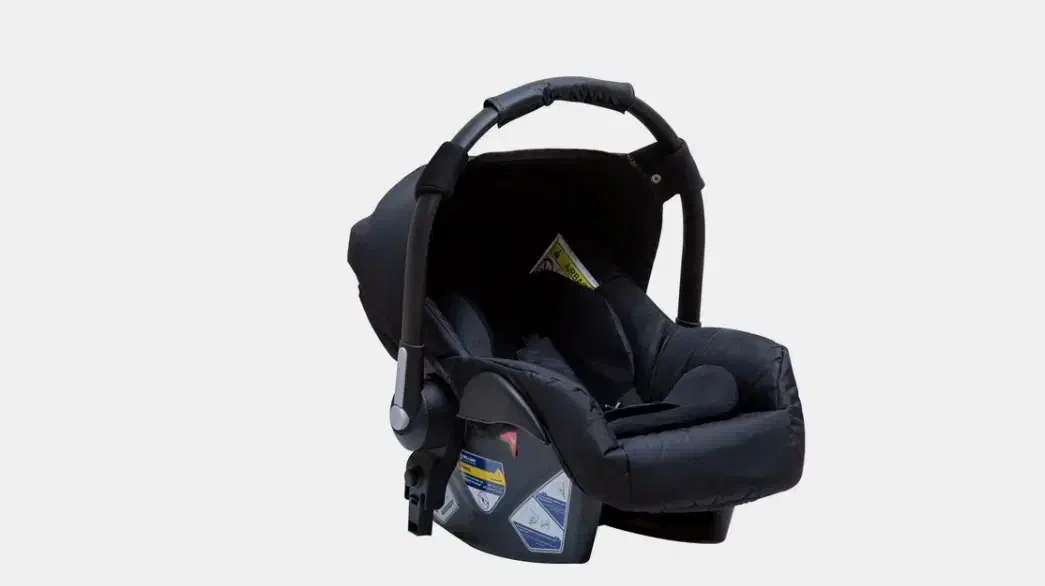 کریر /ننو چوبی|تخت و صندلی بچه|قائم‌شهر, |دیوار