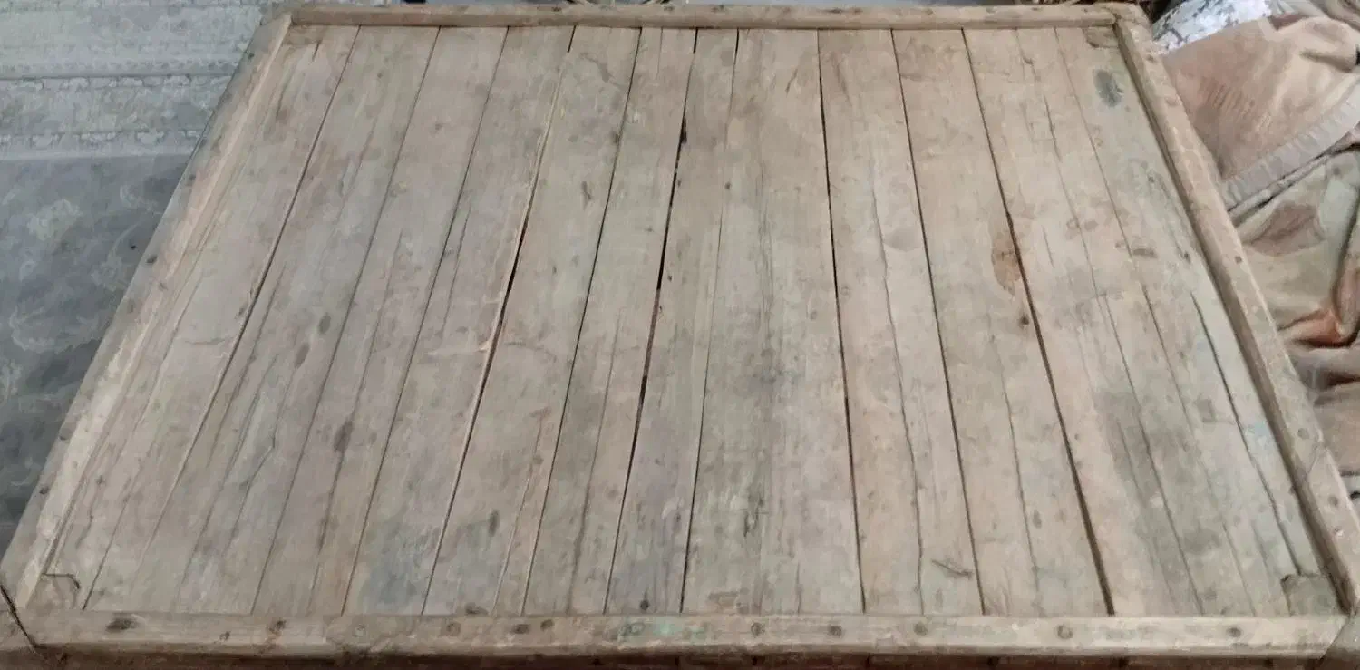 کرسی|مبلمان خانگی و میز عسلی|اراک, |دیوار