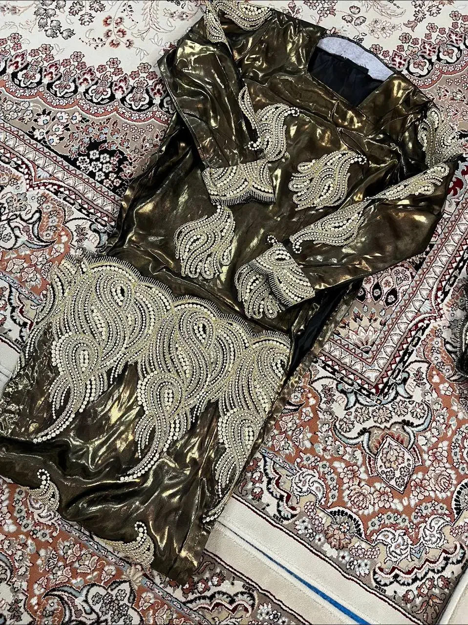 لباس محلی ۲|لباس|کازرون, |دیوار