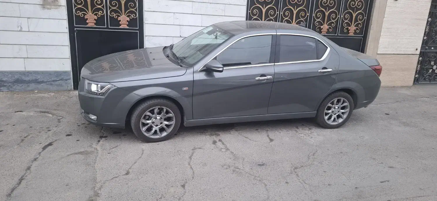 دنا پلاس اتوماتیک|خودرو سواری و وانت|گلپایگان, |دیوار