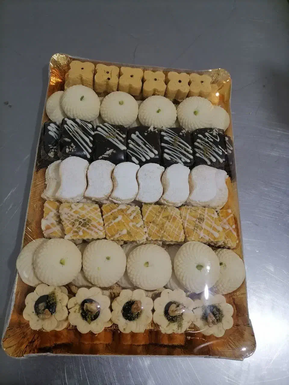 شیرینی خانگی سبزوار|خدمات پذیرایی، مراسم|مشهد, کارگران|دیوار