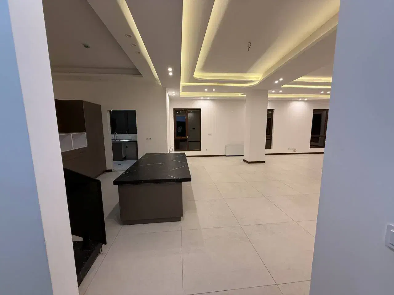 آپارتمان لاکچری در خیابان گل|فروش آپارتمان|بابل, |دیوار