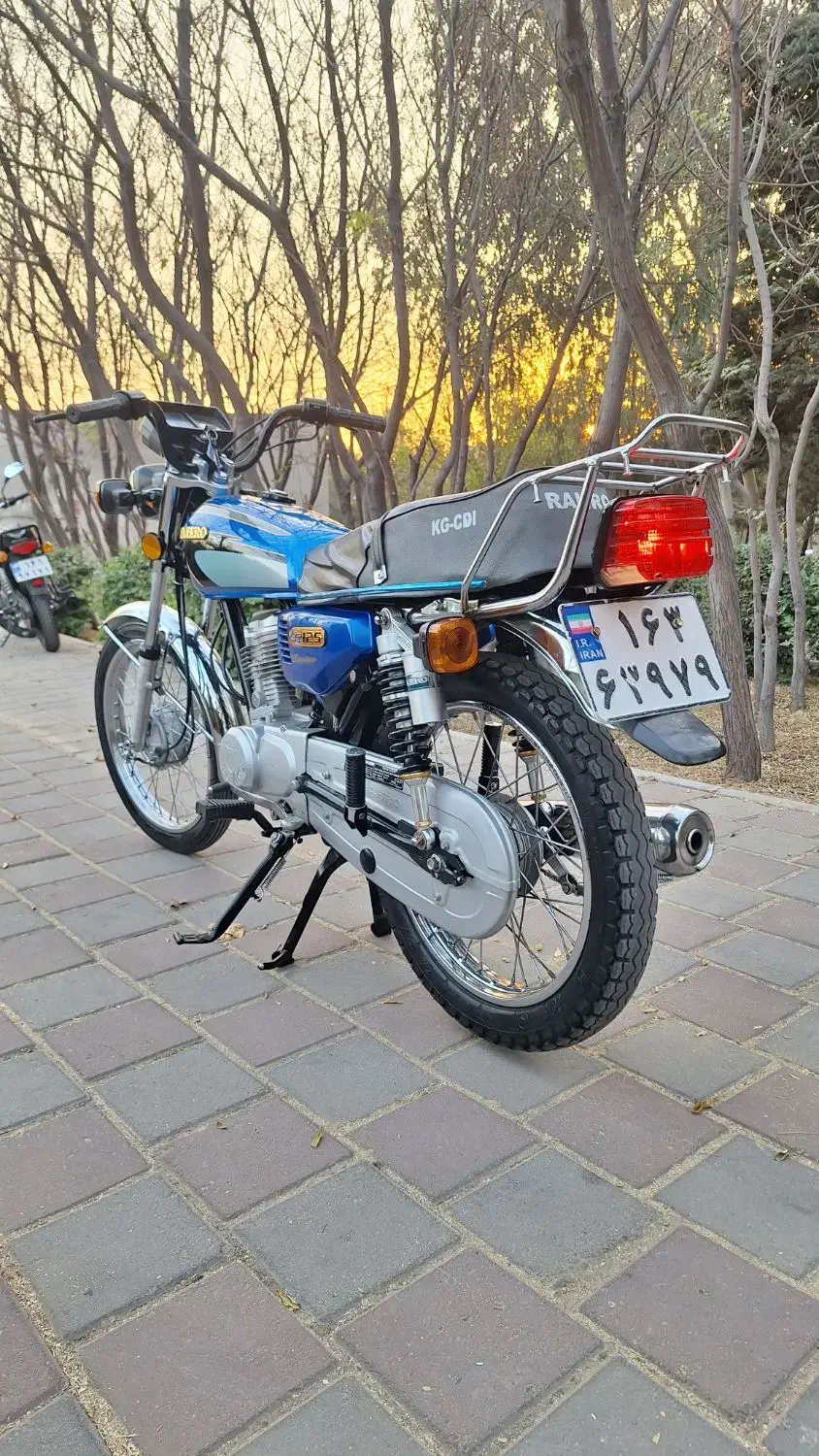 رهرو ۱۴۰۲|موتورسیکلت|تهران, خاک سفید|دیوار