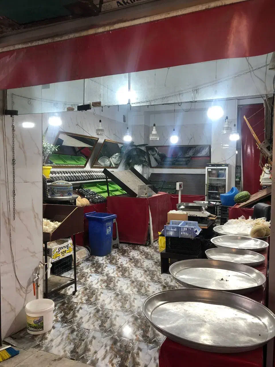 اجاره یا رهن مغازه 40 متری  نبش برای میوه فروشی|اجارهٔ مغازه و غرفه|نسیم‌شهر, |دیوار