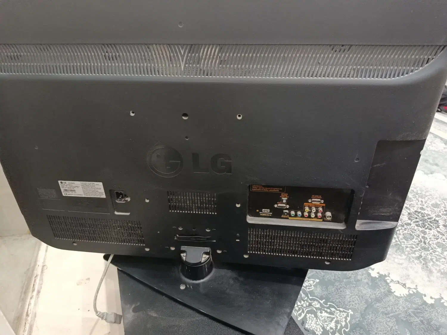 تلویزیون لجی 40اینچ|تلویزیون و پروژکتور|شیراز, دباغ خانه|دیوار