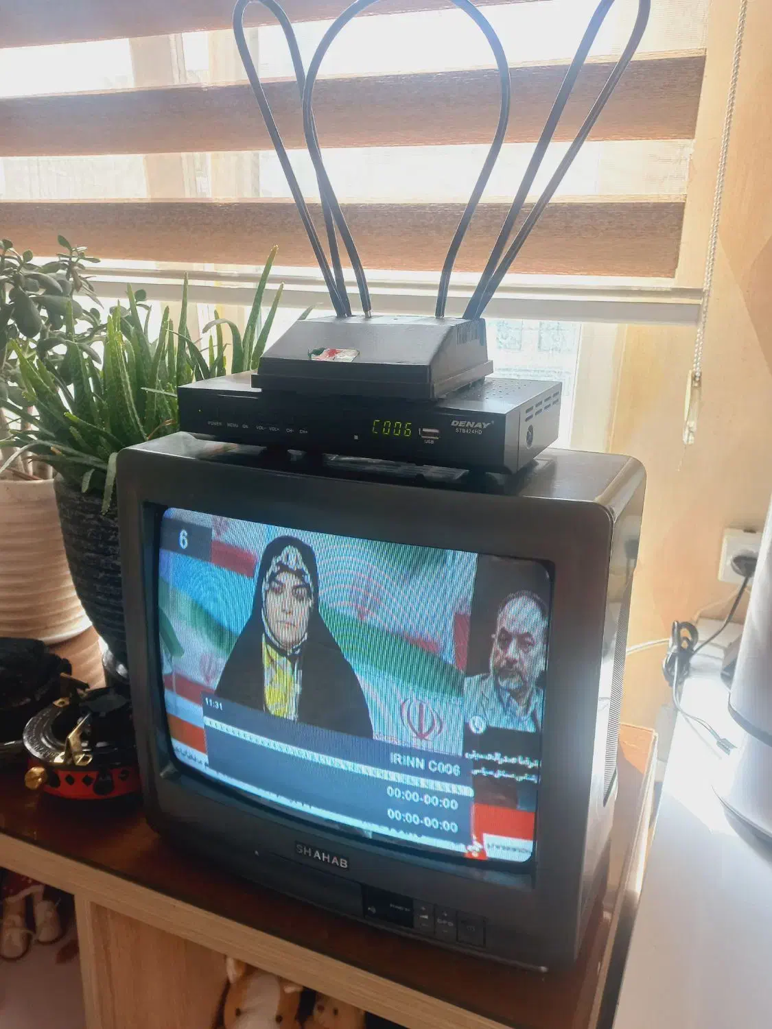 تلوزیون ۱۴ اینچ شهاب|تلویزیون و پروژکتور|کرج, دهقان ویلا|دیوار