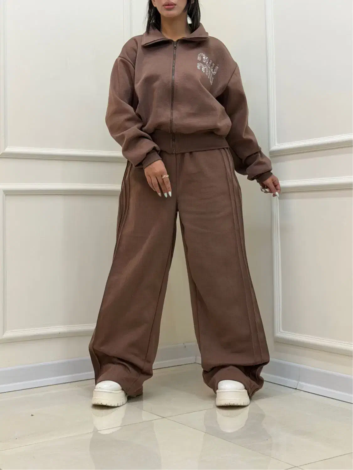 ست ..|لباس|زنجان, |دیوار