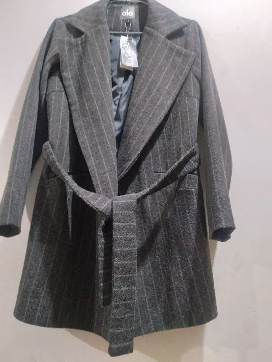 پالتونو|لباس|ماهدشت, |دیوار