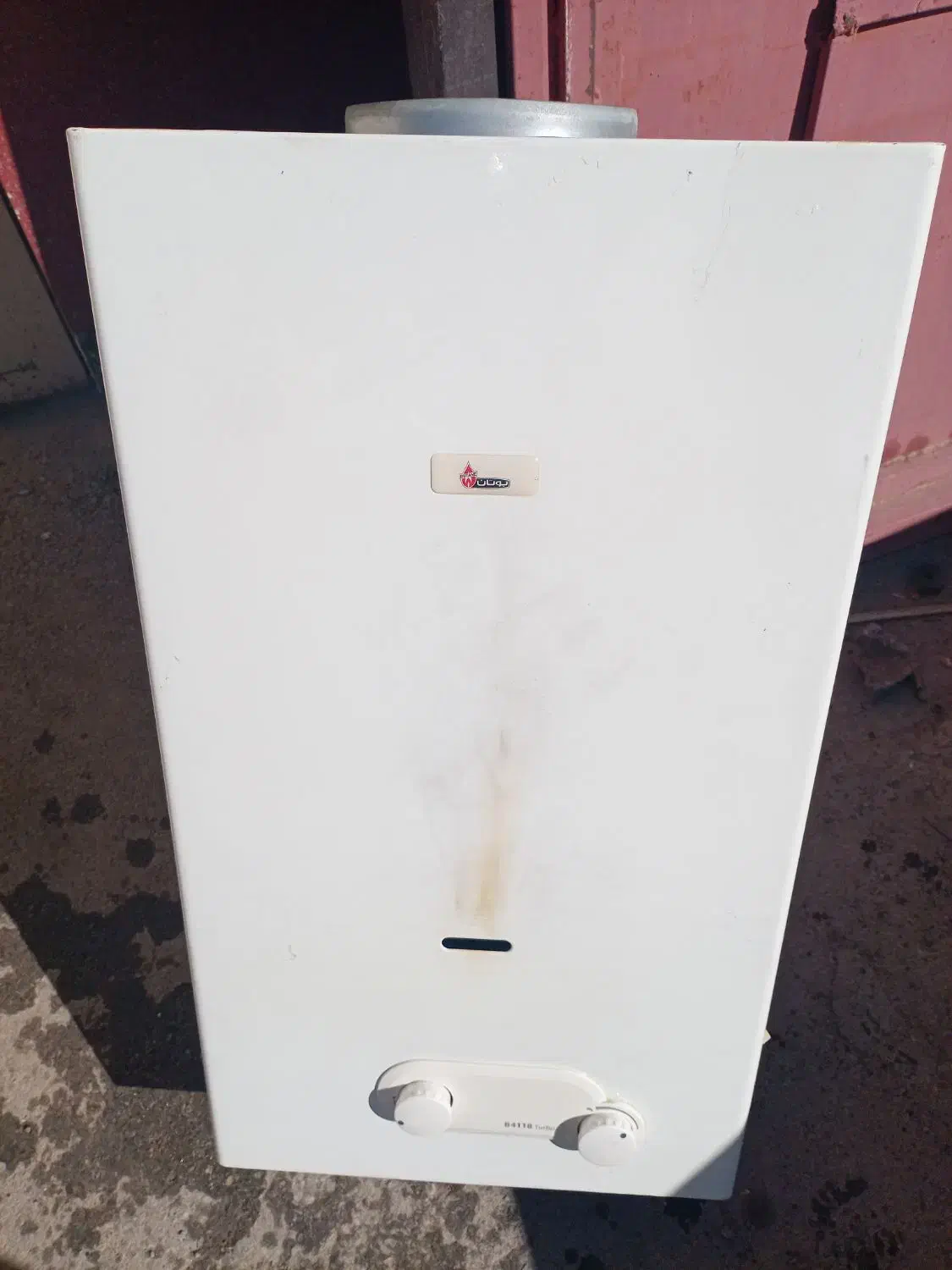 ابگرمن دیواری4118|آبگرمکن، پکیج، شوفاژ|قروه, |دیوار