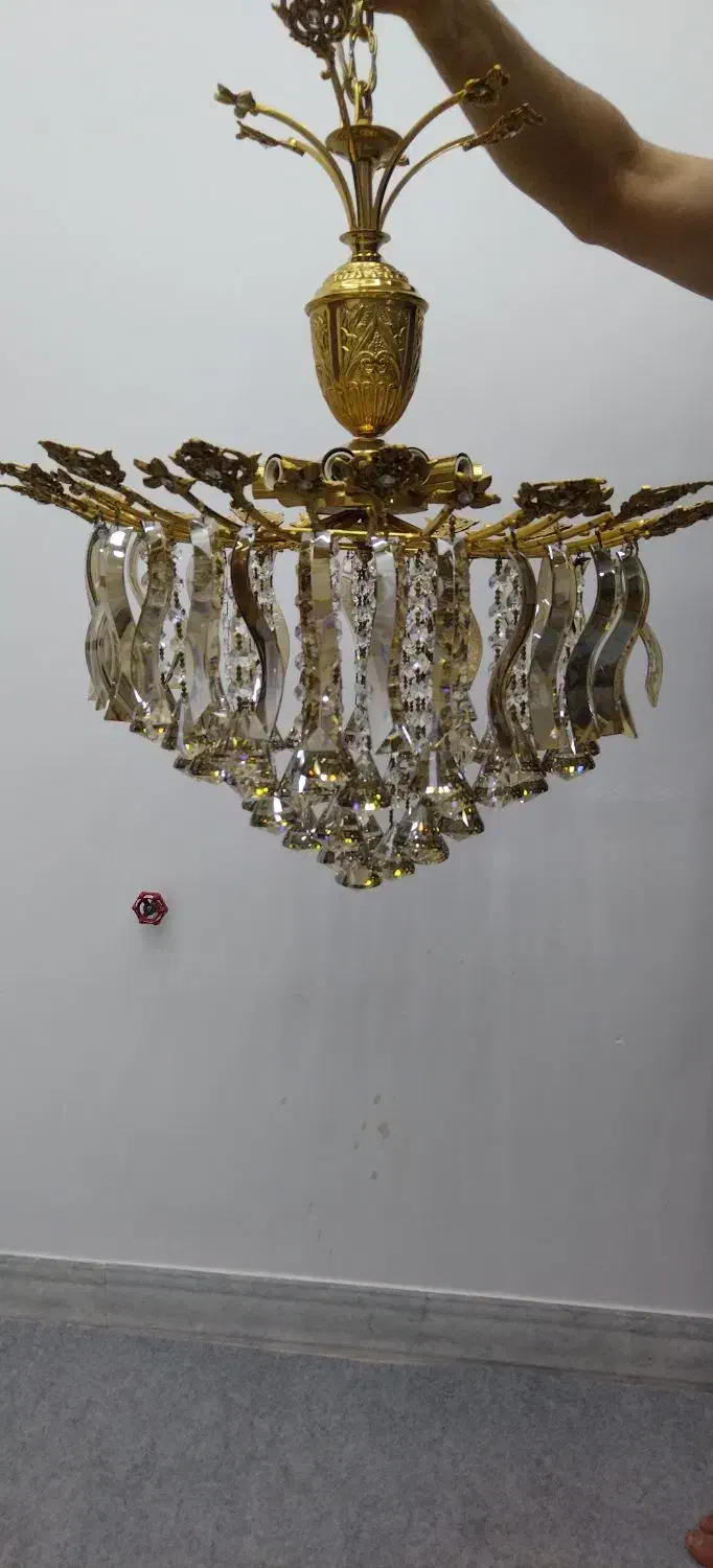 لوستر در حد نو|لوستر و چراغ آویز|قم, خاکفرج|دیوار