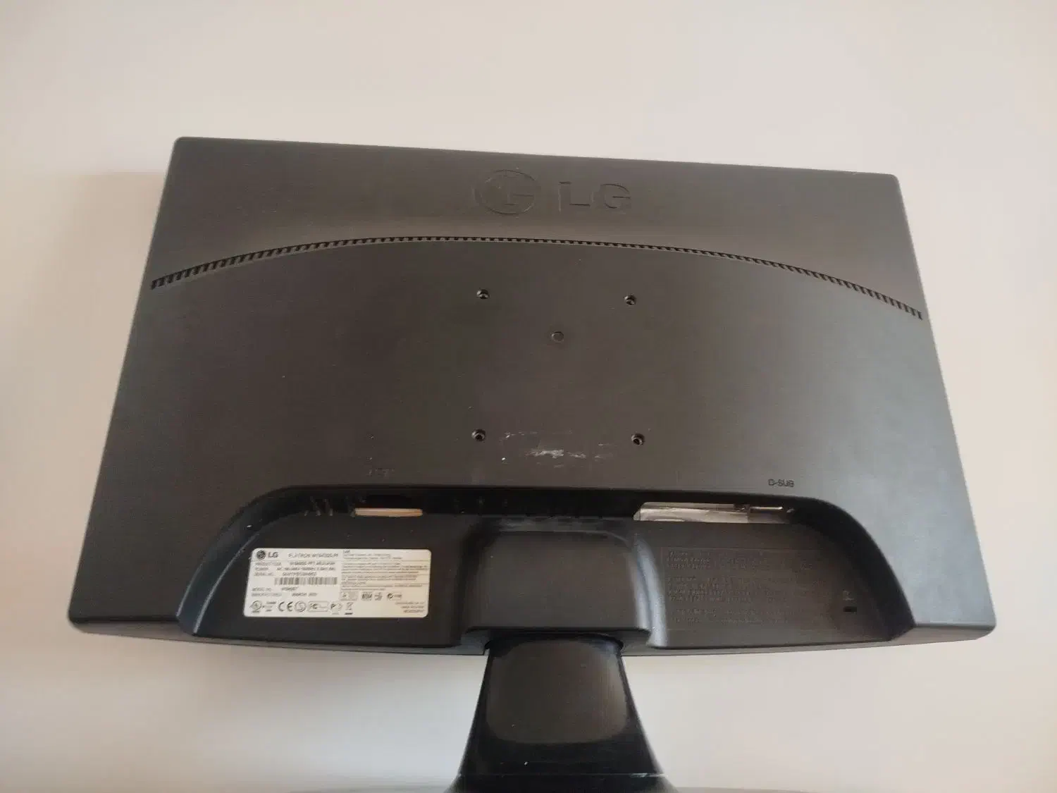 مانیتور ال جی|قطعات و لوازم جانبی رایانه|مشهد مرغاب, |دیوار