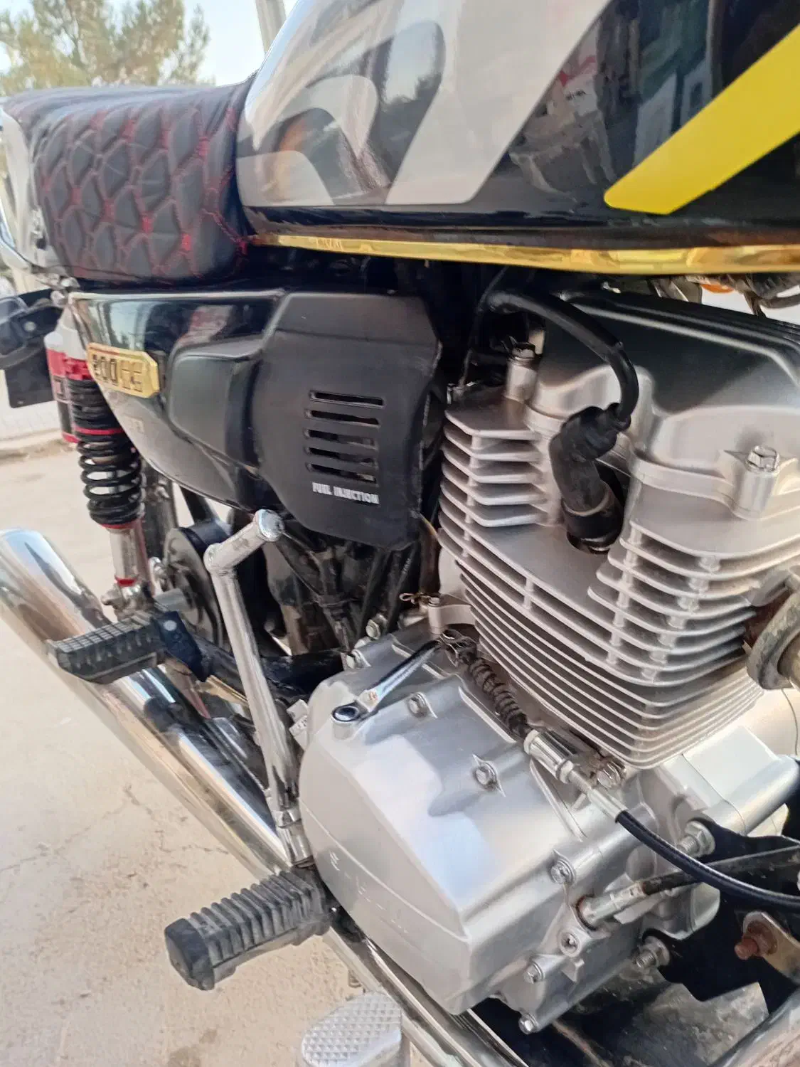 موتور۲۰۰لیفان مدل ۱۴۰۳درحد خشک همه لوازم آکبند|موتورسیکلت|درمیان, |دیوار