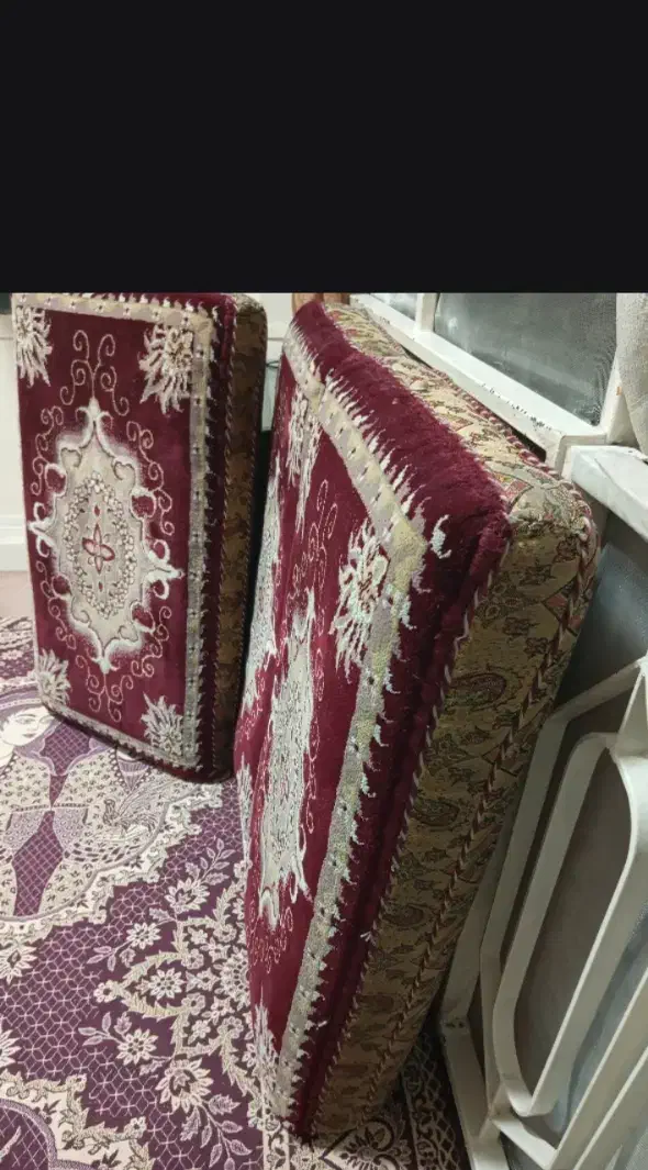 سه تاپشتی|پشتی|نظرآباد, رسالت|دیوار