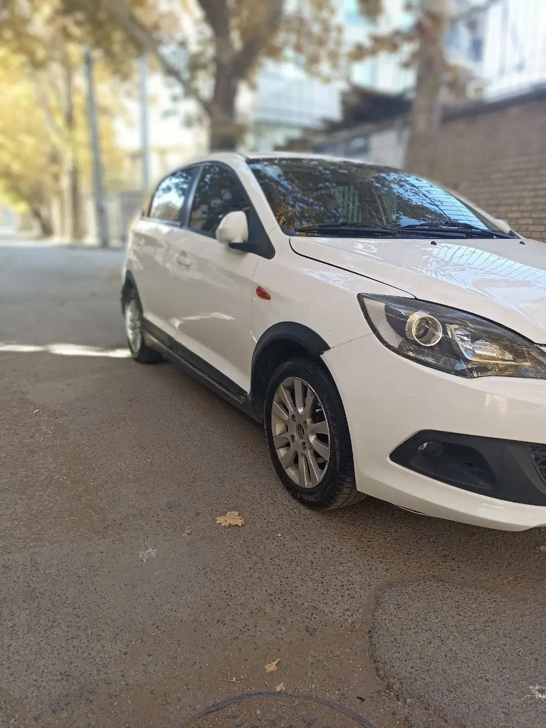 ام وی ام ۳۱۵ لاکچری|خودرو سواری و وانت|همدان, |دیوار