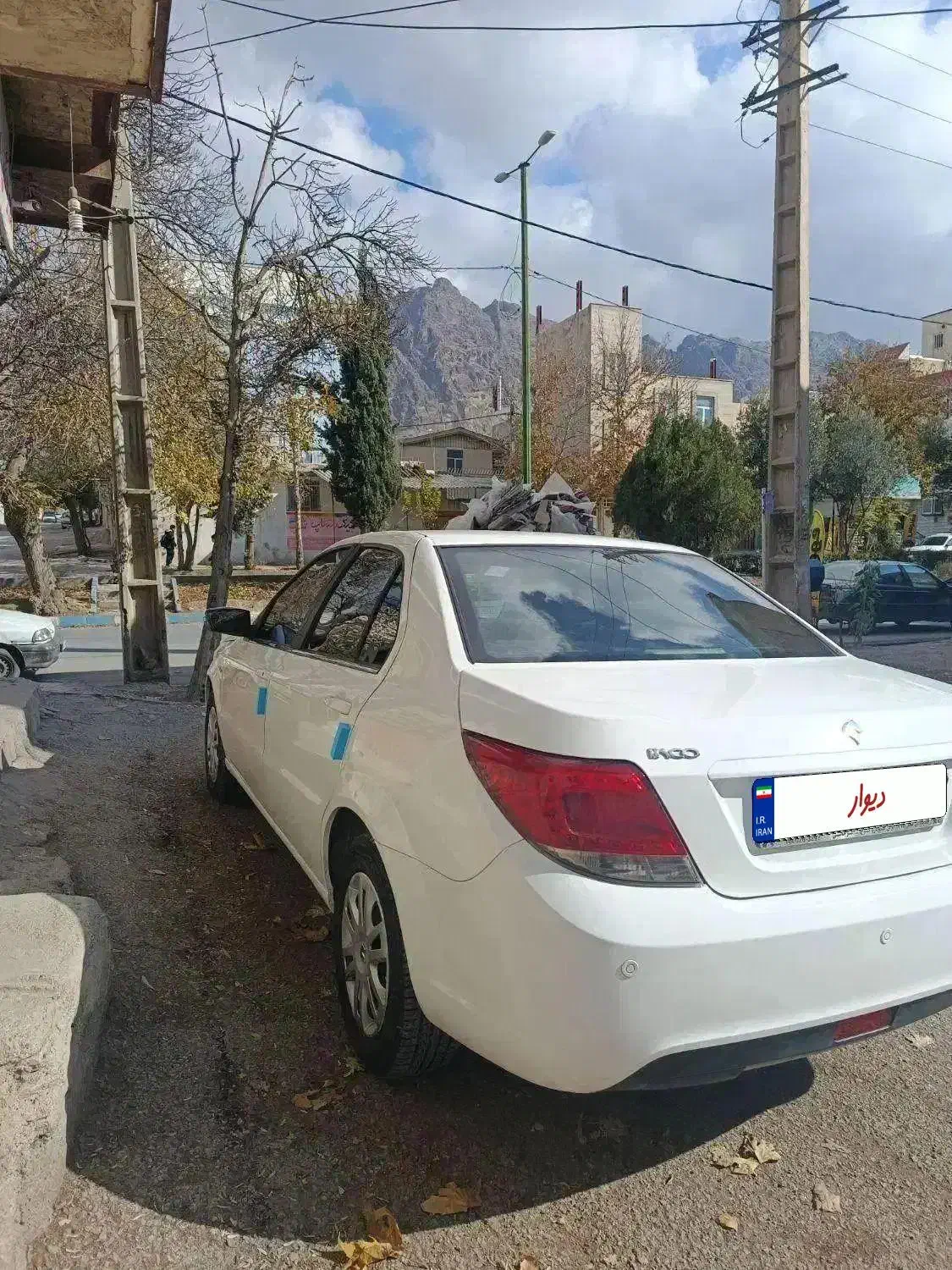 دنا معمولی 98 بدون رنگ|خودرو سواری و وانت|خرم‌آباد, |دیوار