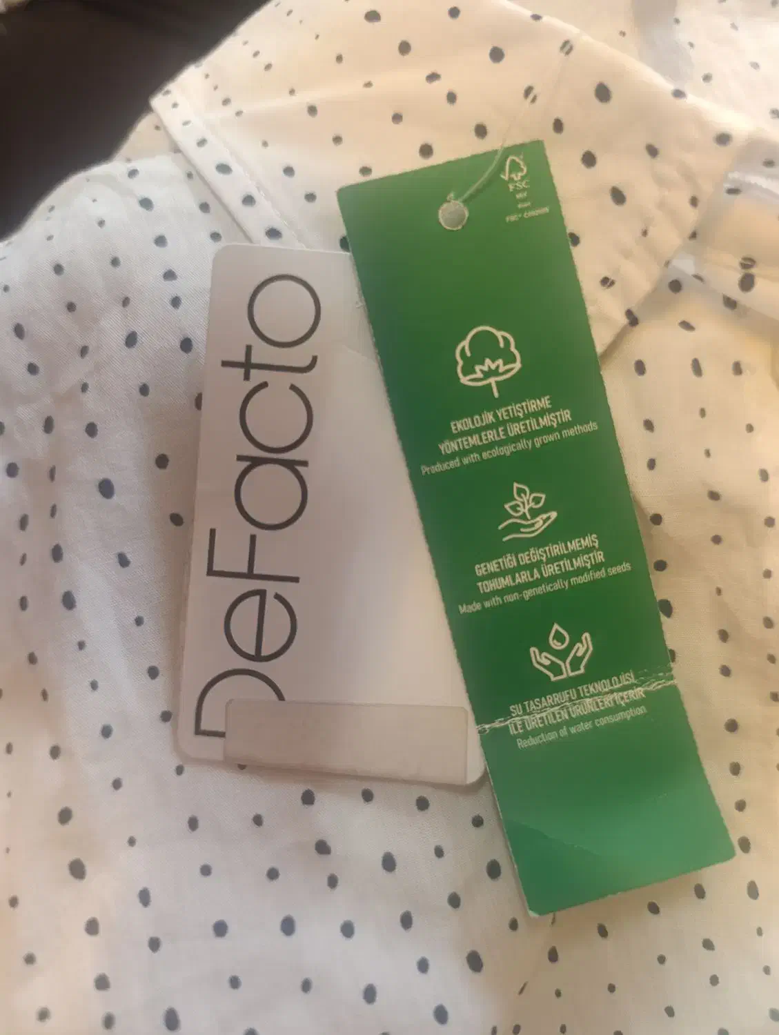 2 لباس خارجی با قیمت مناسب|کفش و لباس بچه|اراک, |دیوار