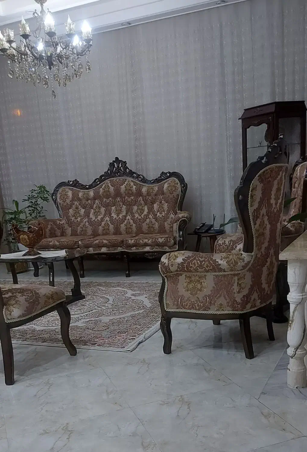 مبلمان سلطنتی ۹ نفره|مبلمان خانگی و میز عسلی|ساوه, |دیوار