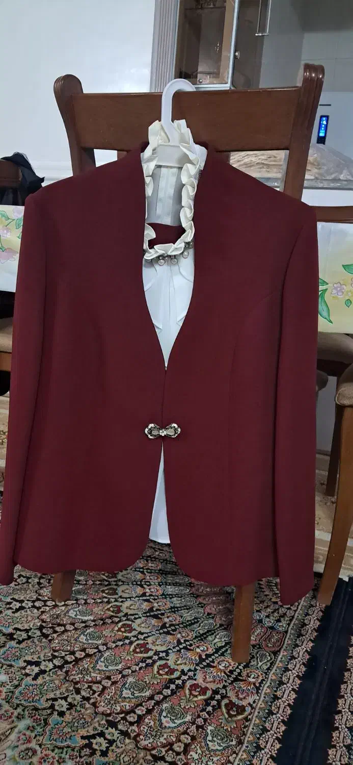 کت ودامن نونو|لباس|اراک, |دیوار