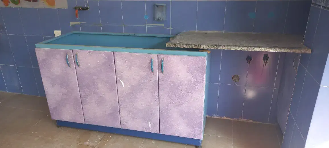 کابینت دست دوم فلزی آبی در حد نو|مصالح و تجهیزات ساختمان|خمینی‌شهر, |دیوار