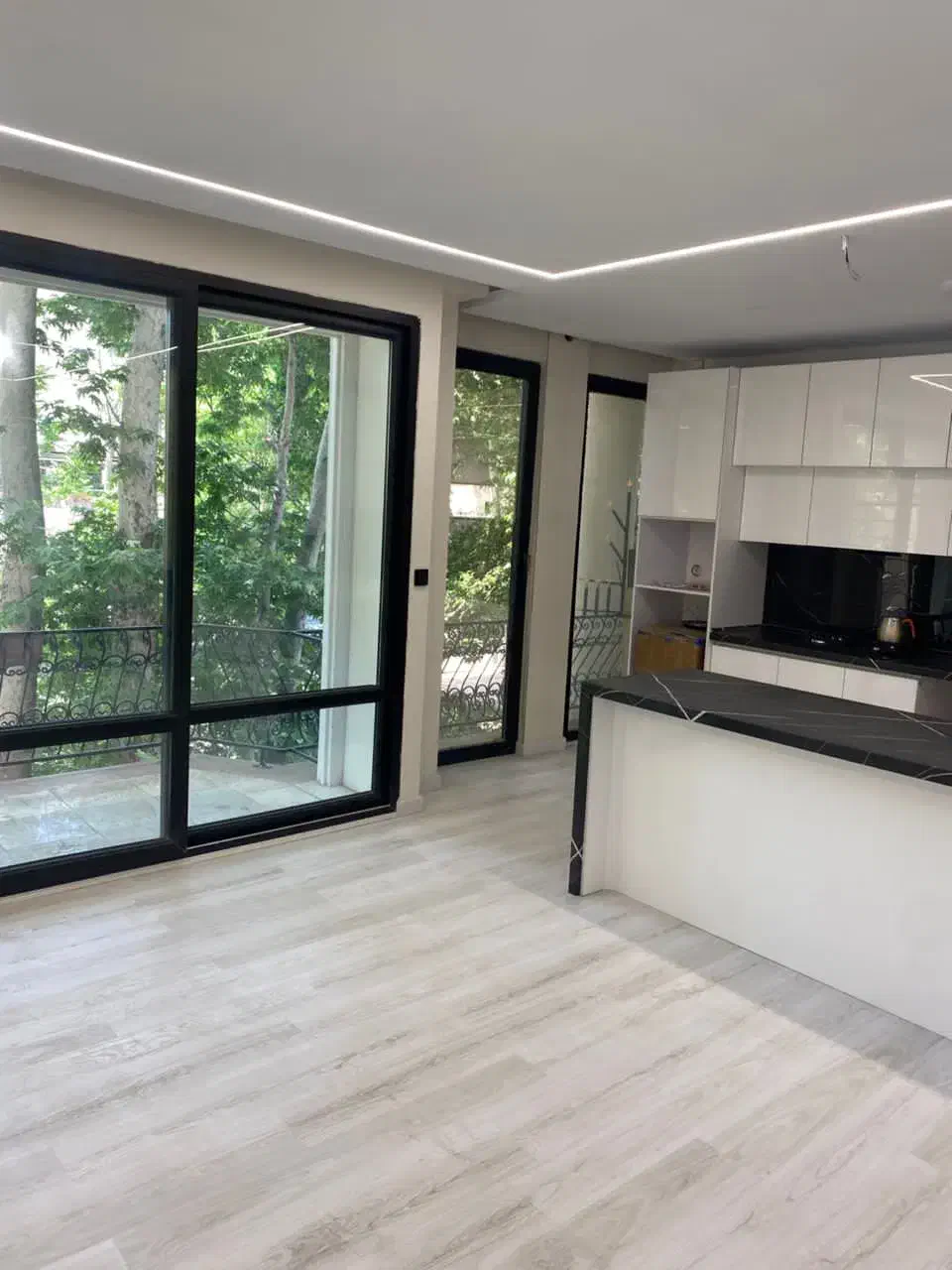 آپارتمان 130متری 2خواب درکه بازسازی شده سند شخصی|فروش آپارتمان|تهران, درکه|دیوار