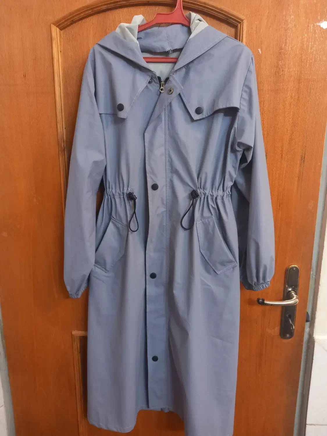 بارونی|لباس|مبارکه, |دیوار