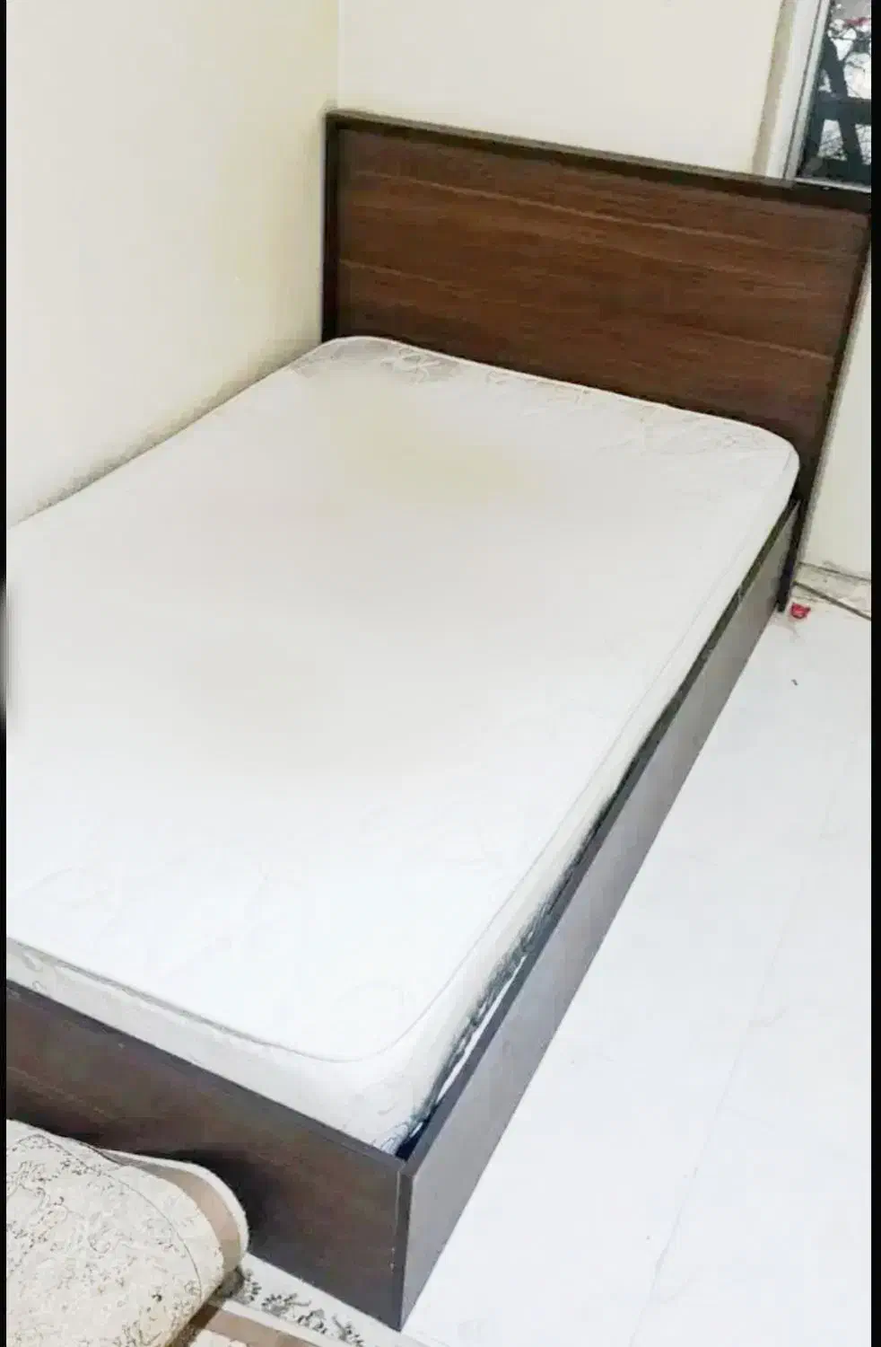 تخت یک ونیم نفره 2در120همراه تشک|تخت و سرویس خواب|گرگان, |دیوار