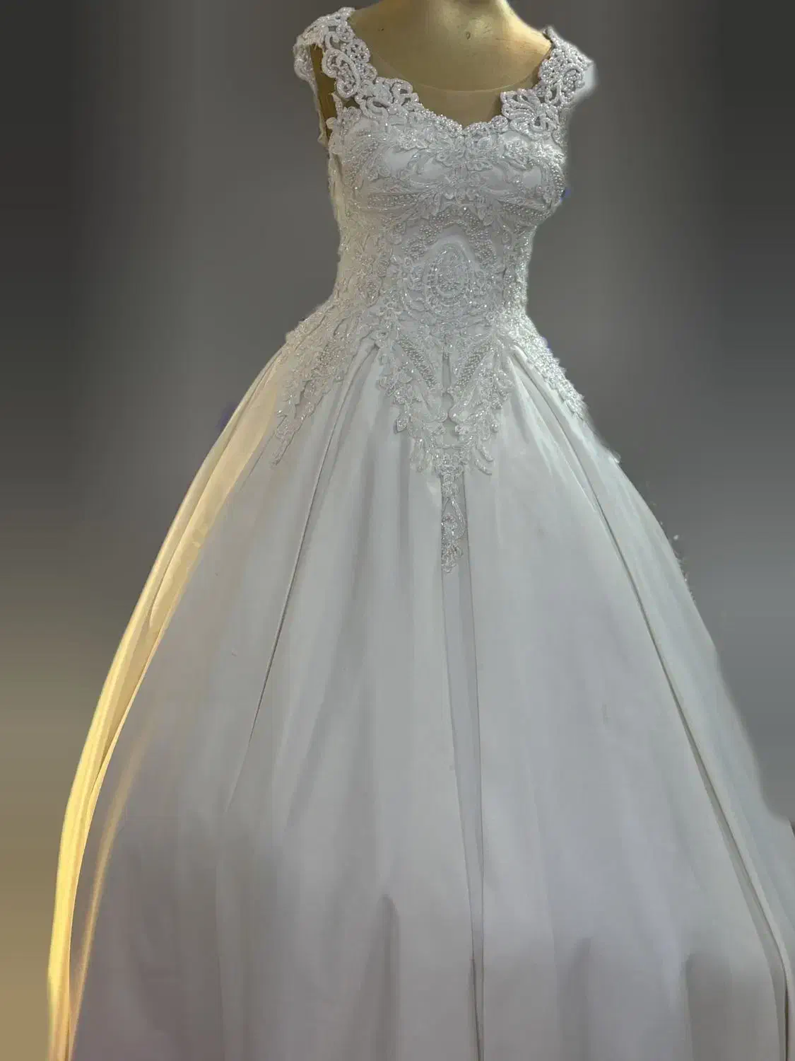 یغه دکلته|لباس|اردبیل, |دیوار