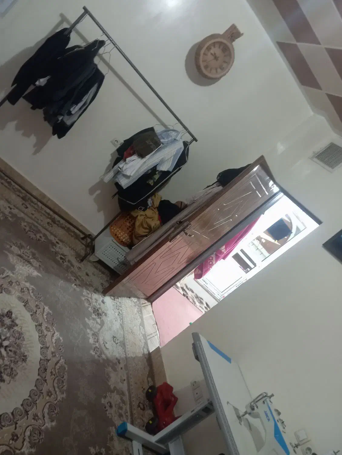 یک دست ساختمان در شیرانی لب جاده بهترین جا|فروش خانه و ویلا|لردگان, |دیوار