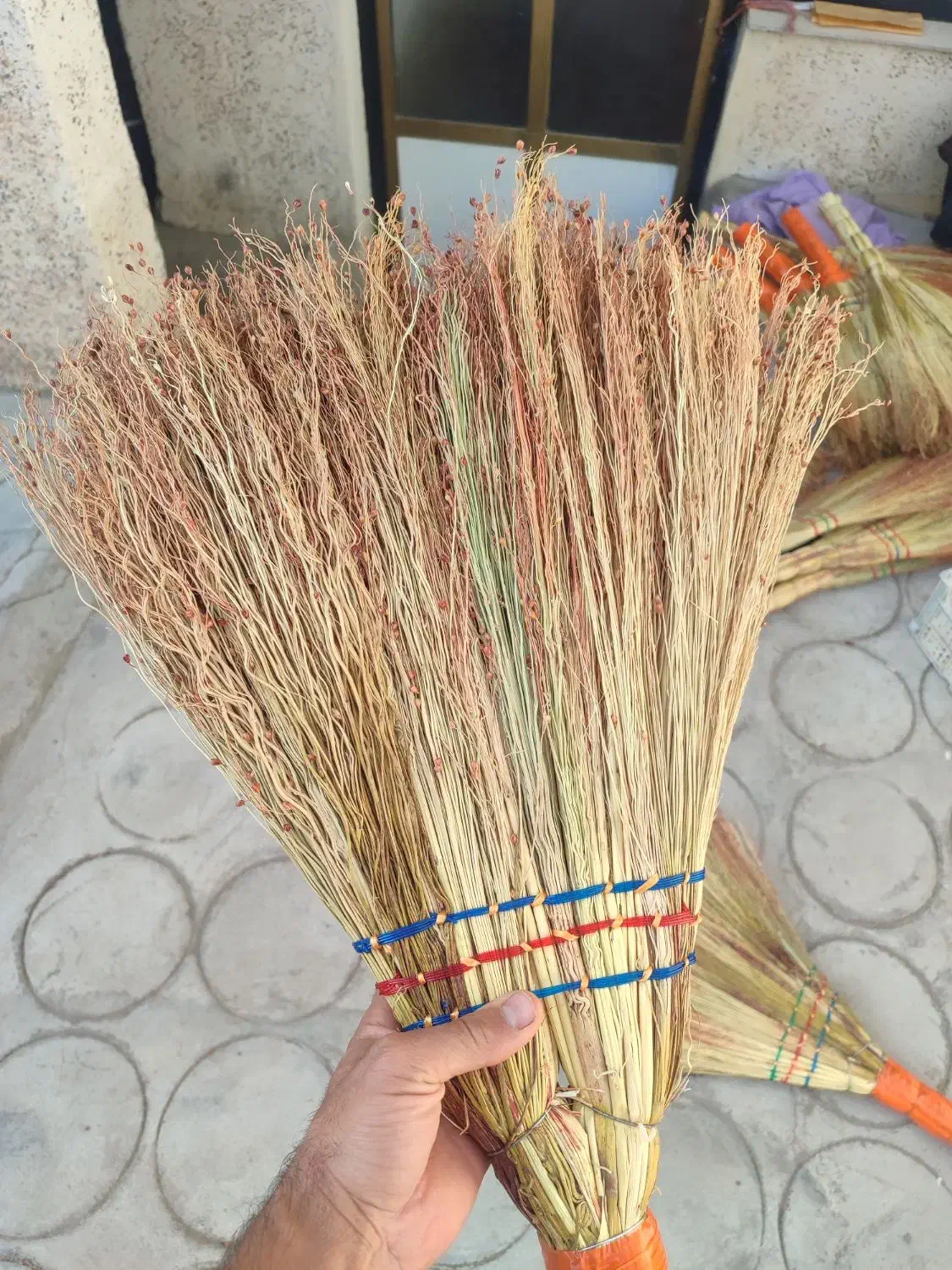 جارو سنتی|لوازم نظافت|مشگین شهر, |دیوار