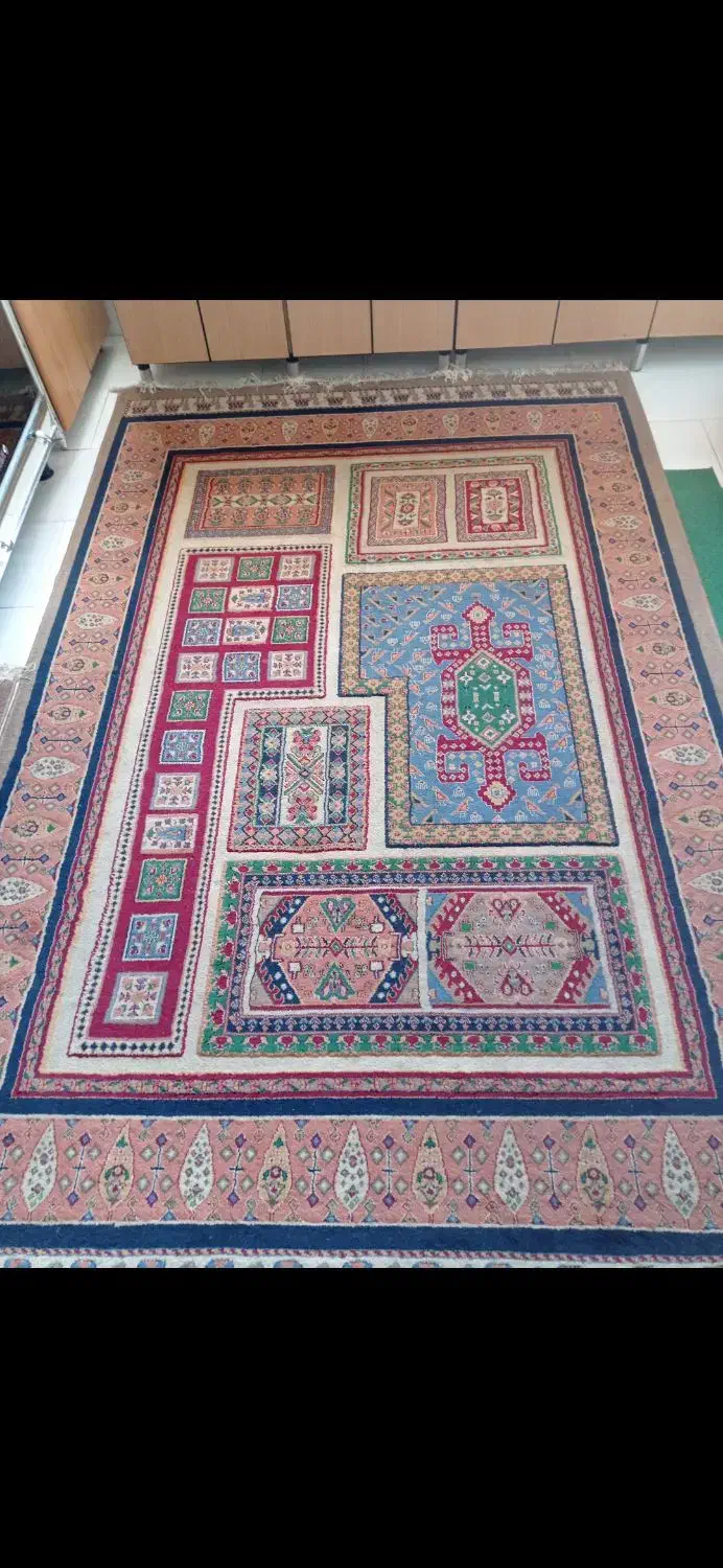 فروش گلیم فرش و ست مبل 7نفره|مبلمان خانگی و میز عسلی|اسدآباد, |دیوار