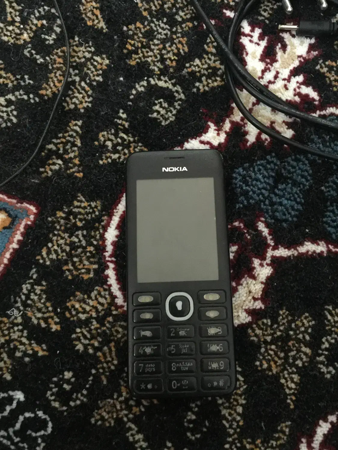 شارژر گوشی و گوشی نوکیا اصل|موبایل|مشگین شهر, |دیوار