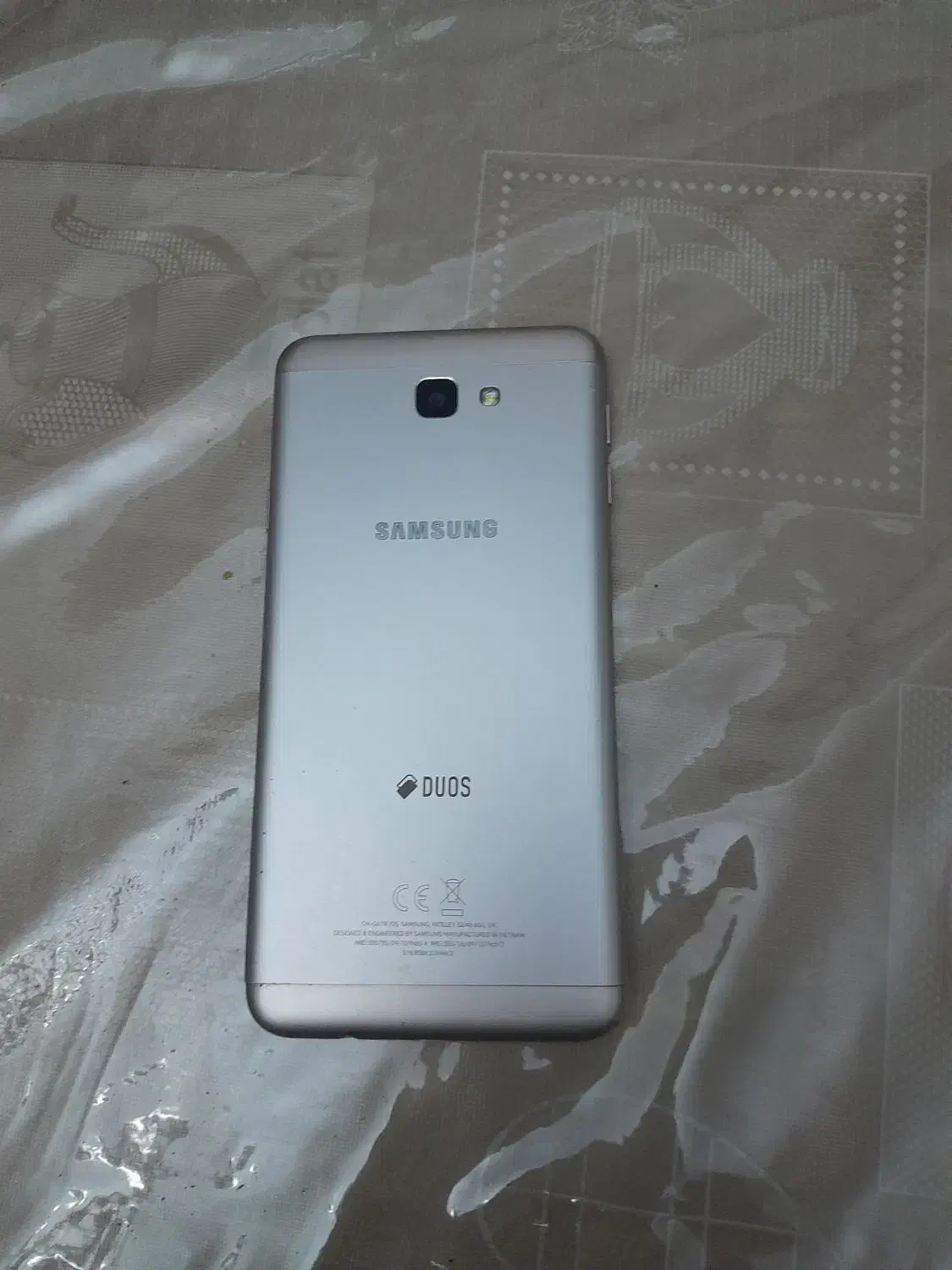 گوشی j7|موبایل|فردیس, نسترن غربی|دیوار