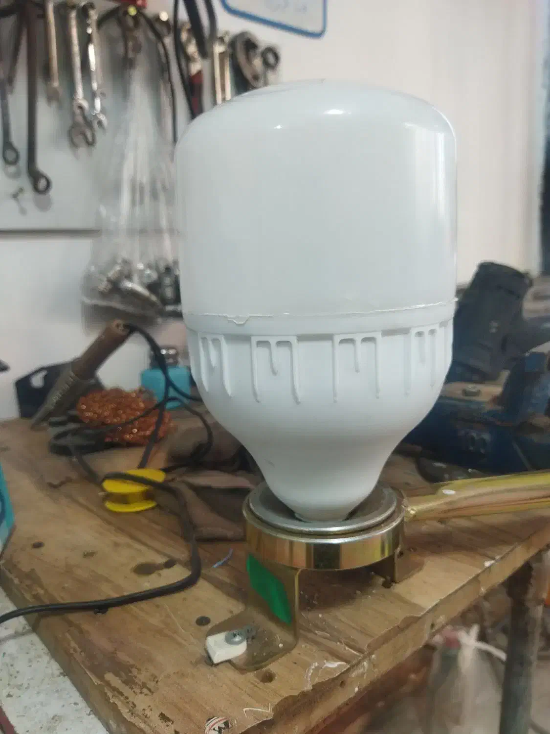 تولید و پخش لامپهای LED با کیفیت|لامپ و چراغ|کلاله, |دیوار