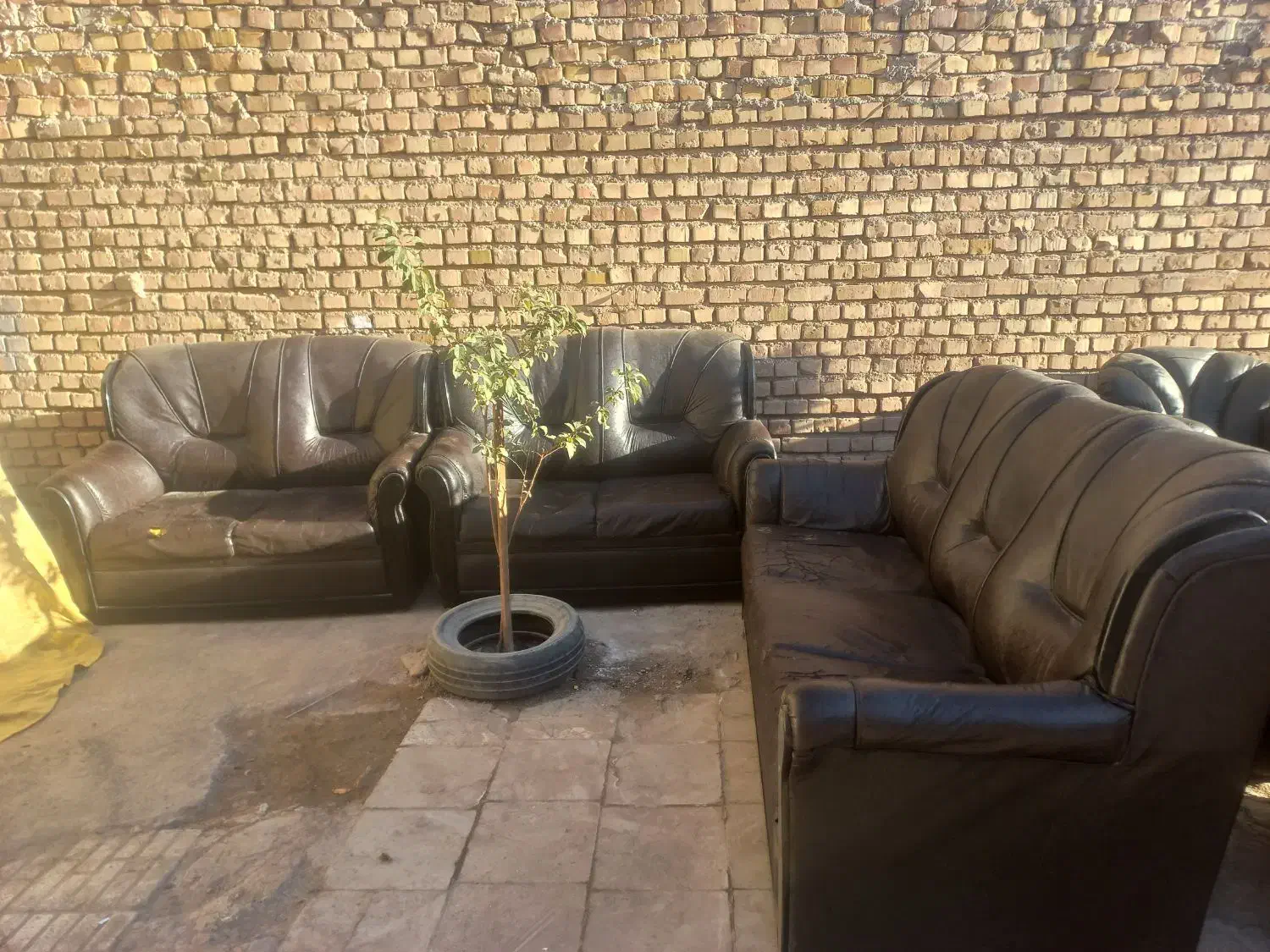 مبل ۷نفره|مبلمان خانگی و میز عسلی|نیشابور, شهرکهنه|دیوار