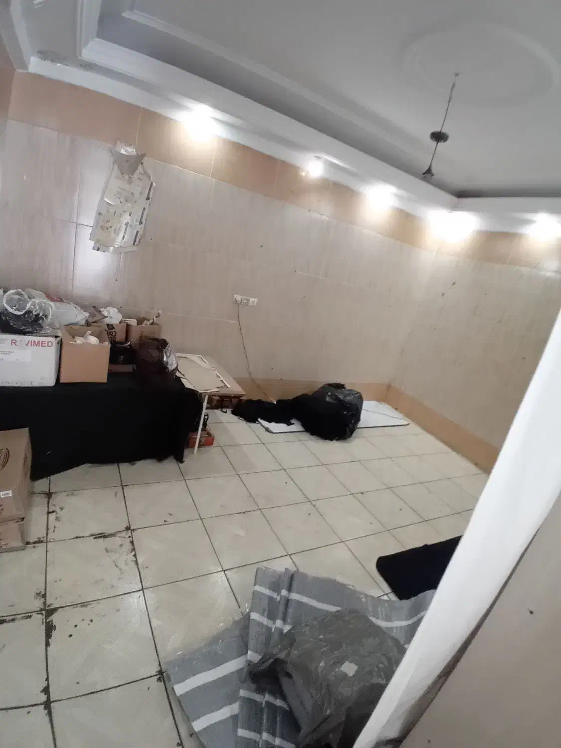 حدود ۵۰متر|اجارهٔ مغازه و غرفه|تهران, جوادیه تهرانپارس|دیوار