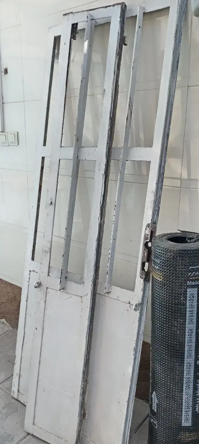 درب آهنی|مصالح و تجهیزات ساختمان|سبزوار, شرق کال جنوبی (شمس آبادی)|دیوار